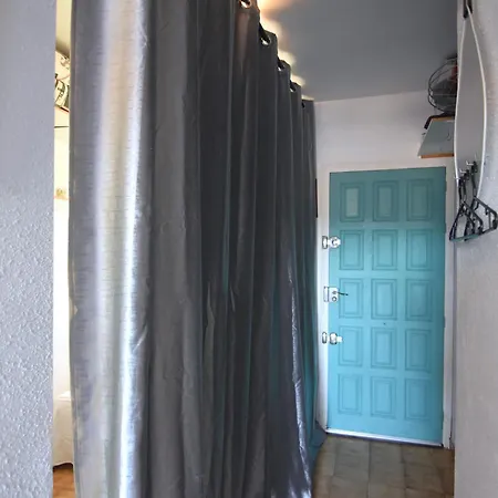 Rnet - Olympe 4-3 Studio Apartment